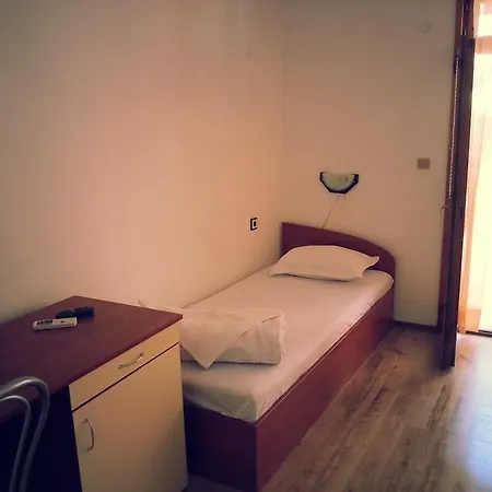 Pensión Diana Self Check-in Kiten (Burgas)