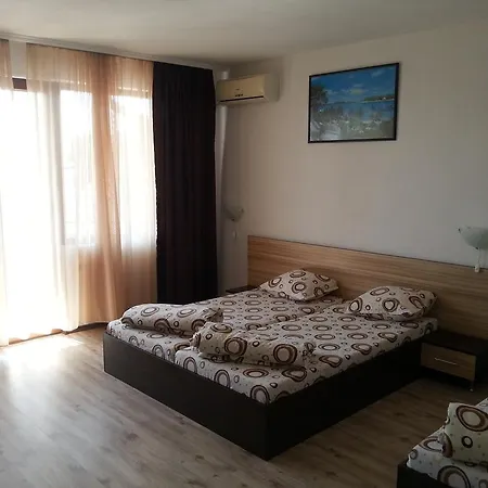 Pensión Diana Self Check-in 3*