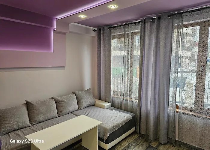 Diana Self Check-in 3*