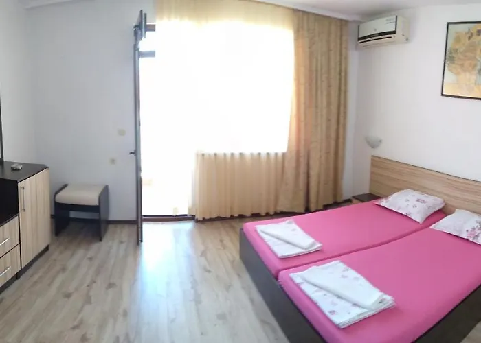 Diana Self Check-in كيتن