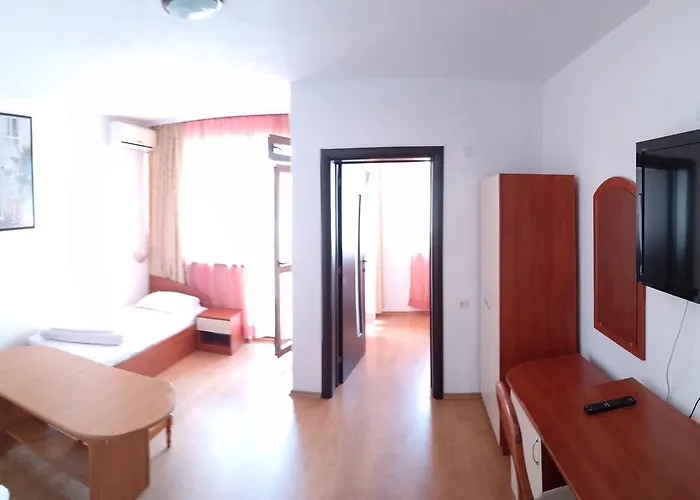 Diana Self Check-in Гостевой дом 3*