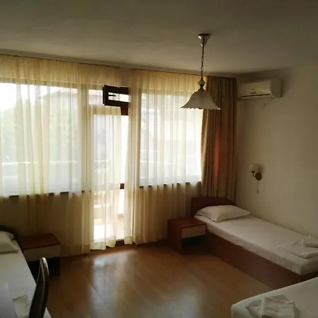 Guest house Diana Self Check-in 3*